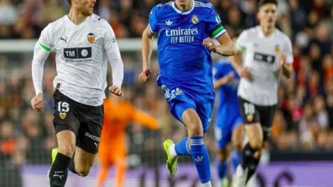 特朗普下令：暂缓执行《海外反腐败法