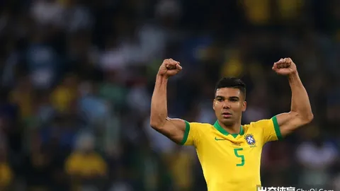 余嘉豪内线扣篮，琼斯精准传球助力