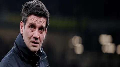 熊诗芮与张小楠分获亚冬会单板滑雪女子大跳台金牌和银牌